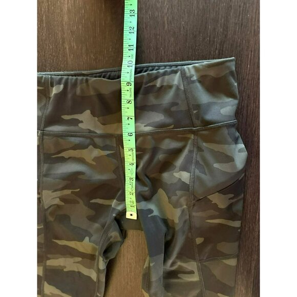Athleta Camo Contender 7/8 Tight Leggings Size SP - Picture 7 of 8